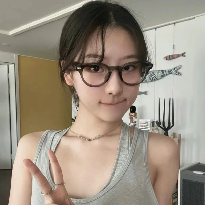 屋顶上的猫